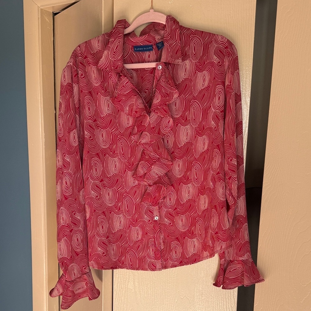 Karen Scott Red Swirl Pattern Blouse